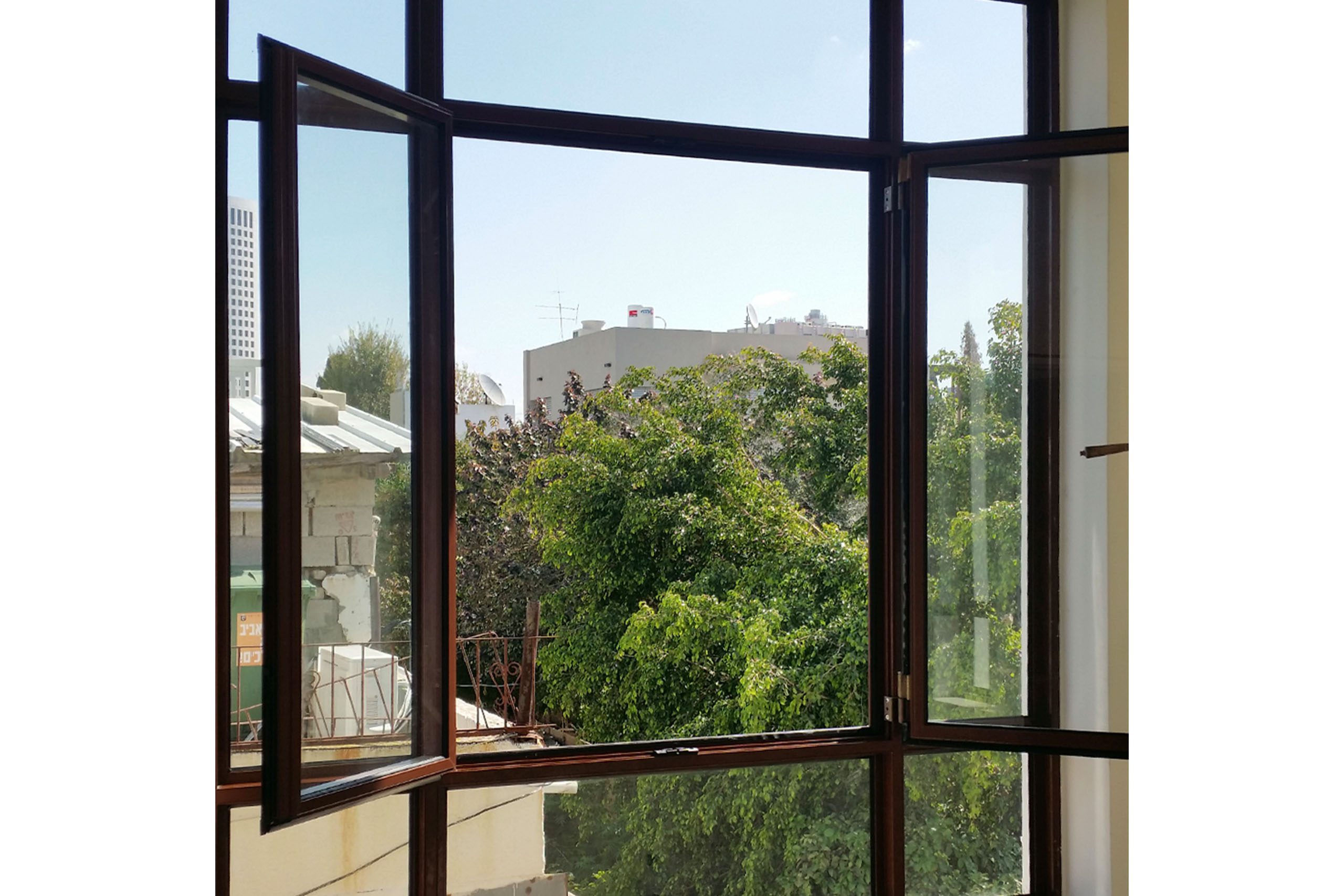 חלון פרופיל בלגי 4300 מנגנון ציר צבע דמוי עץ יוקרתי
